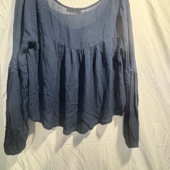 HOLLISTER nwt boho navy peasant blouse MEDIUM - Picture 2 of 2